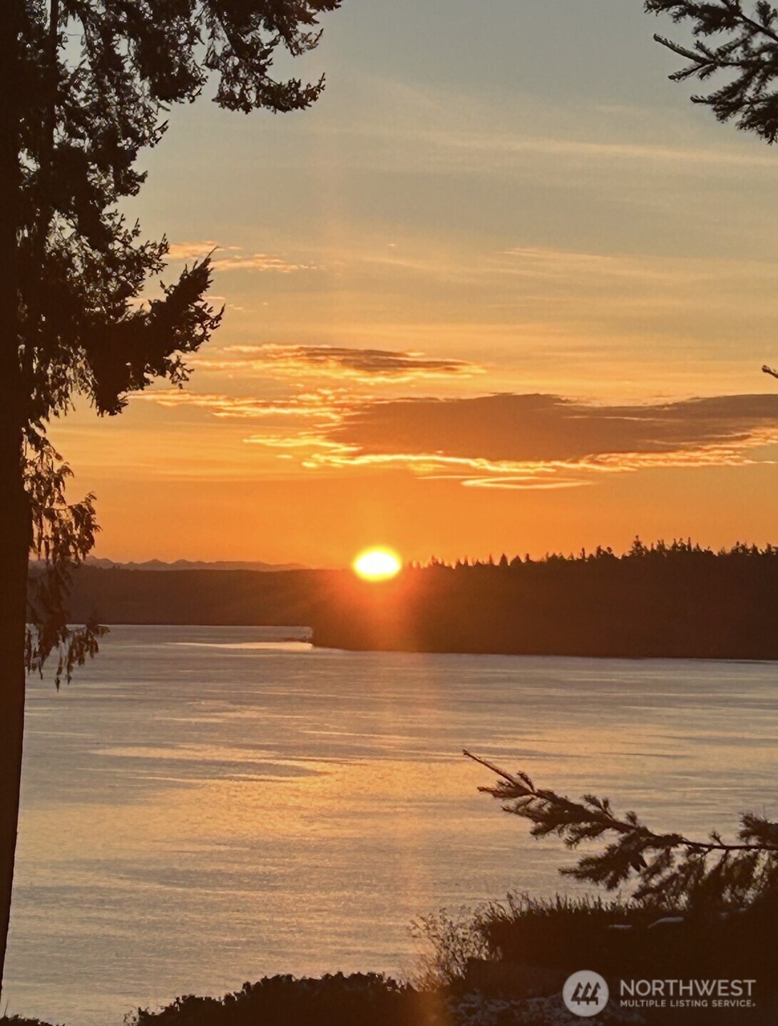 3013 Paradise Bay Road , Port Ludlow, WA 98365