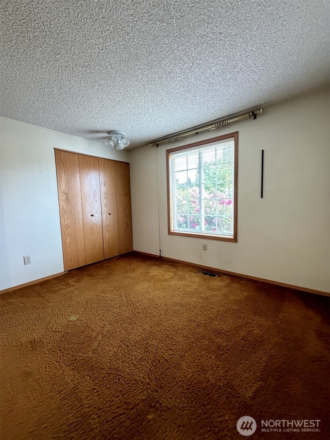 660 N Keller , East Wenatchee, WA 98802