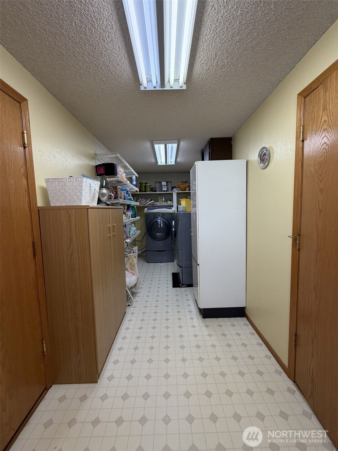 660 N Keller , East Wenatchee, WA 98802