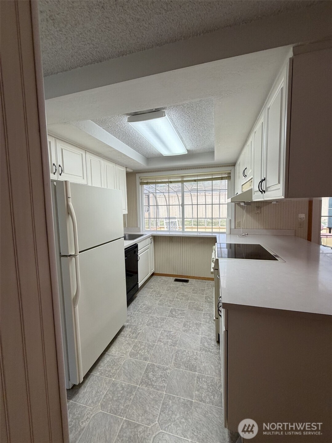 660 N Keller , East Wenatchee, WA 98802