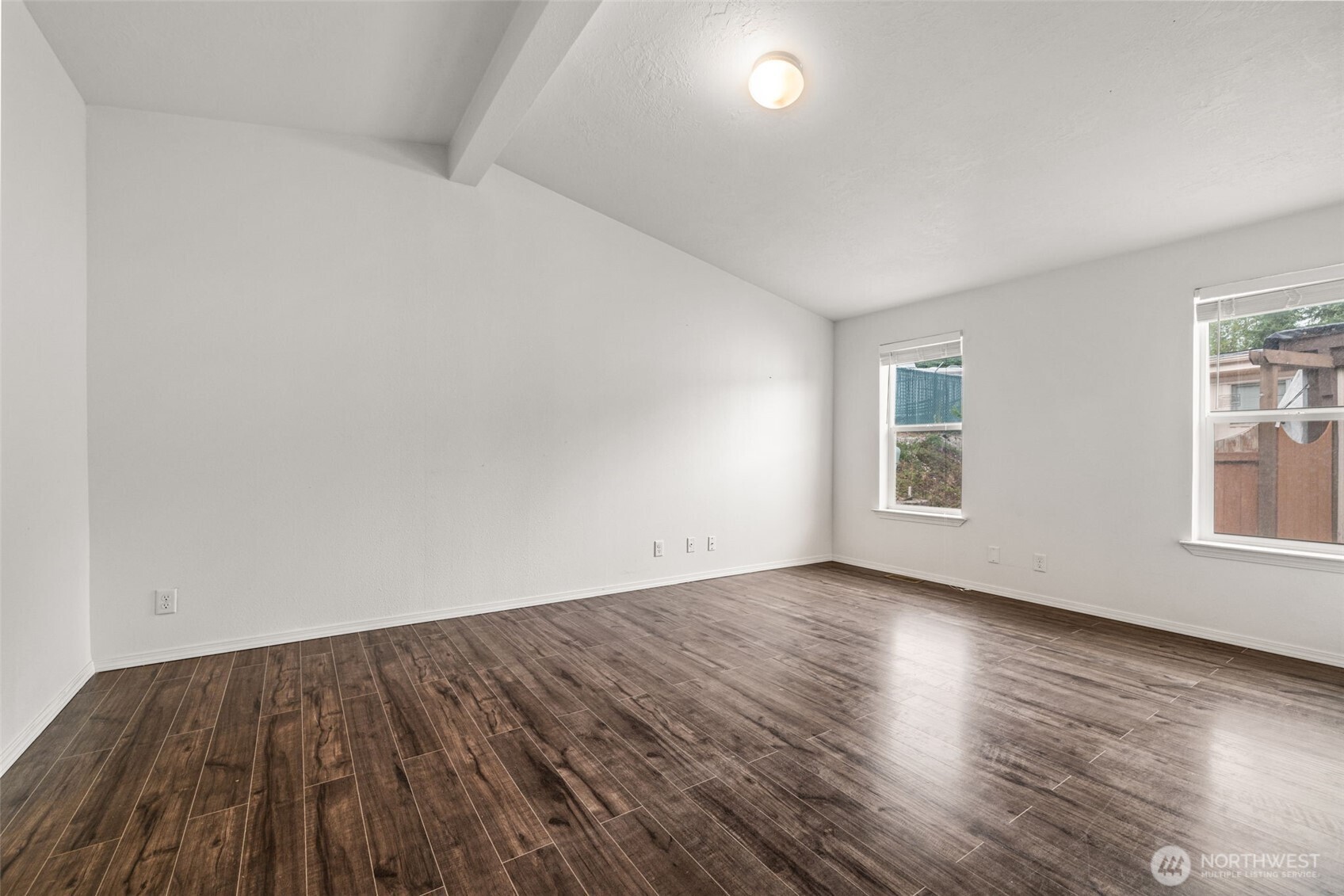 2101 S 324th Street #14, Federal Way, WA 98003
