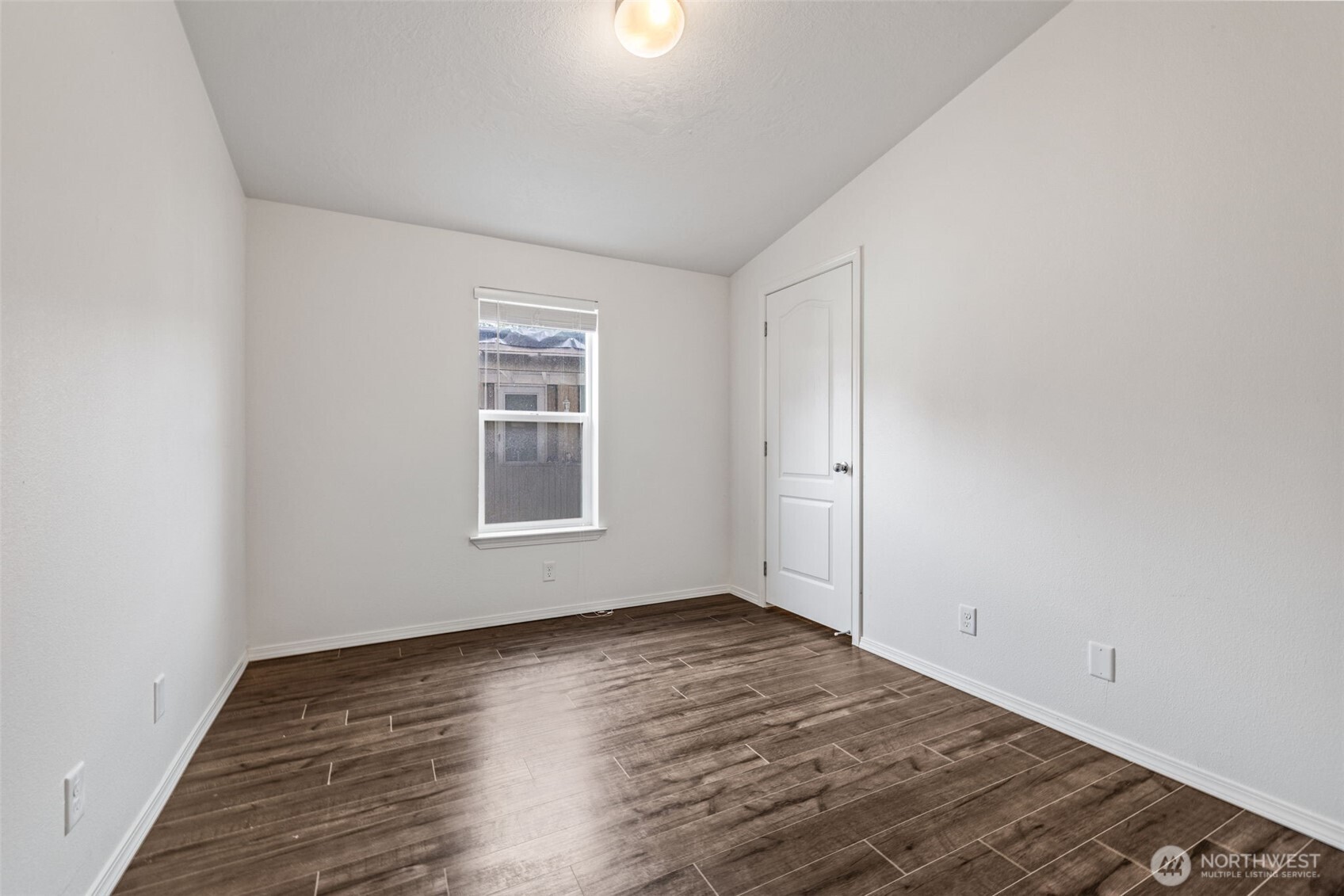 2101 S 324th Street #14, Federal Way, WA 98003
