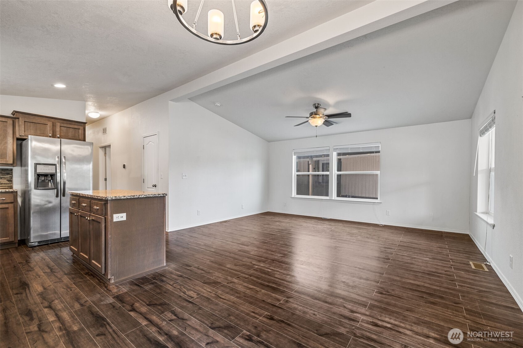 2101 S 324th Street #14, Federal Way, WA 98003