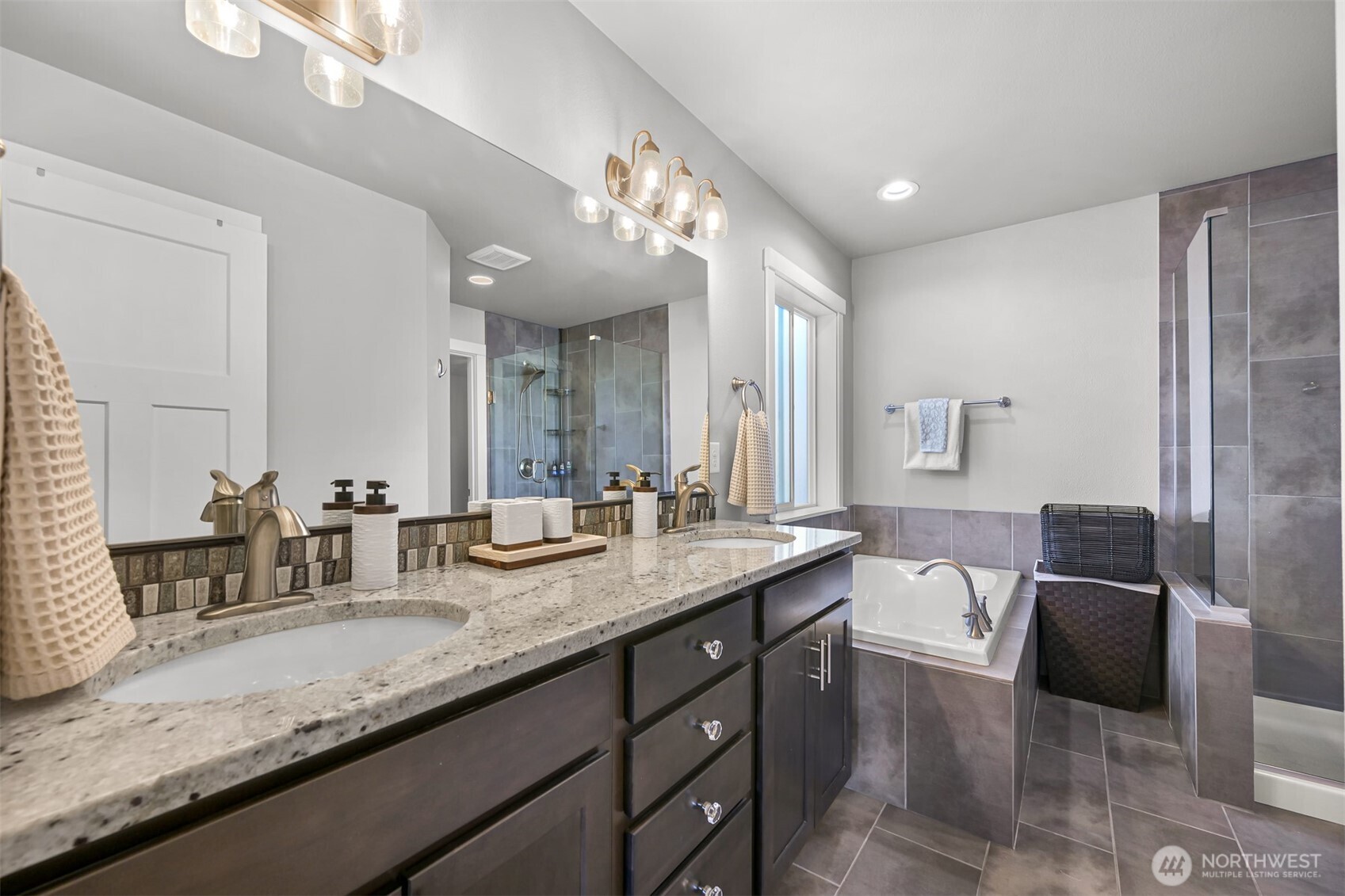 1460 Sunnybrook Lane , Bellingham, WA 98226