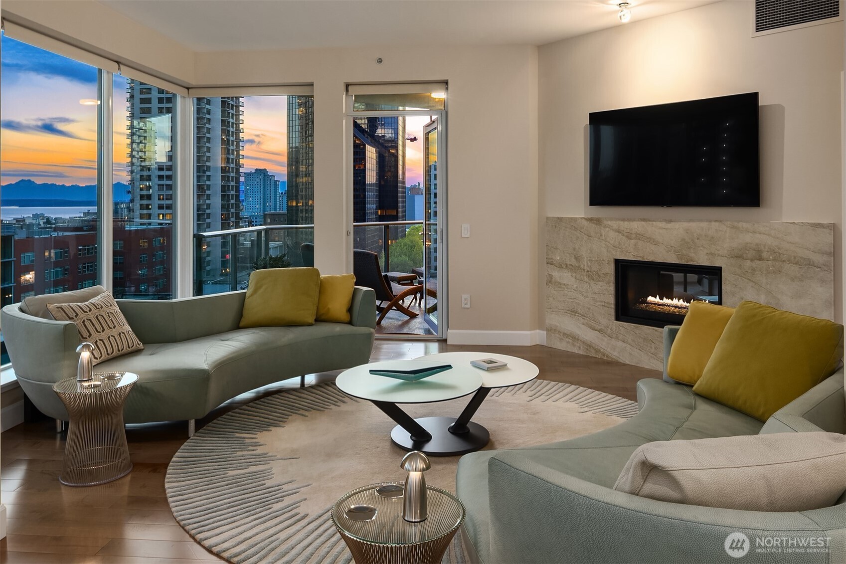1920 4th Avenue #1002, Seattle, WA 98101