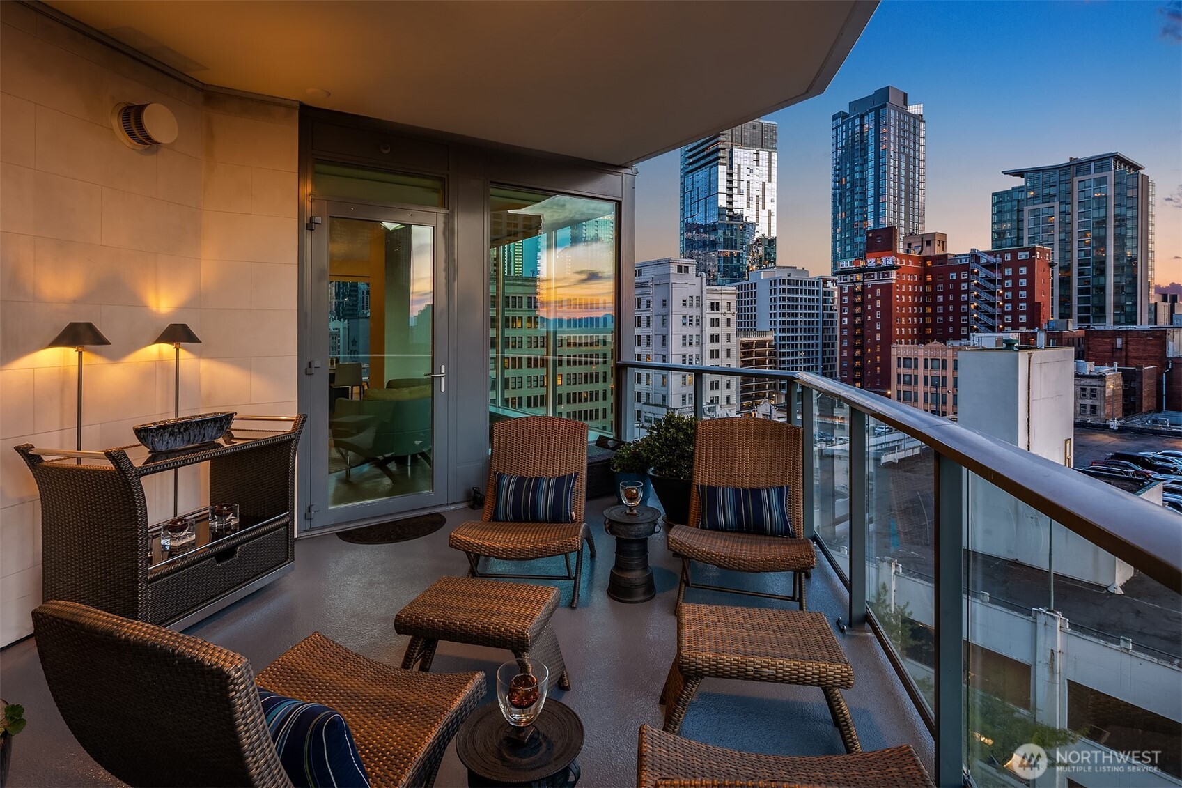 1920 4th Avenue #1002, Seattle, WA 98101