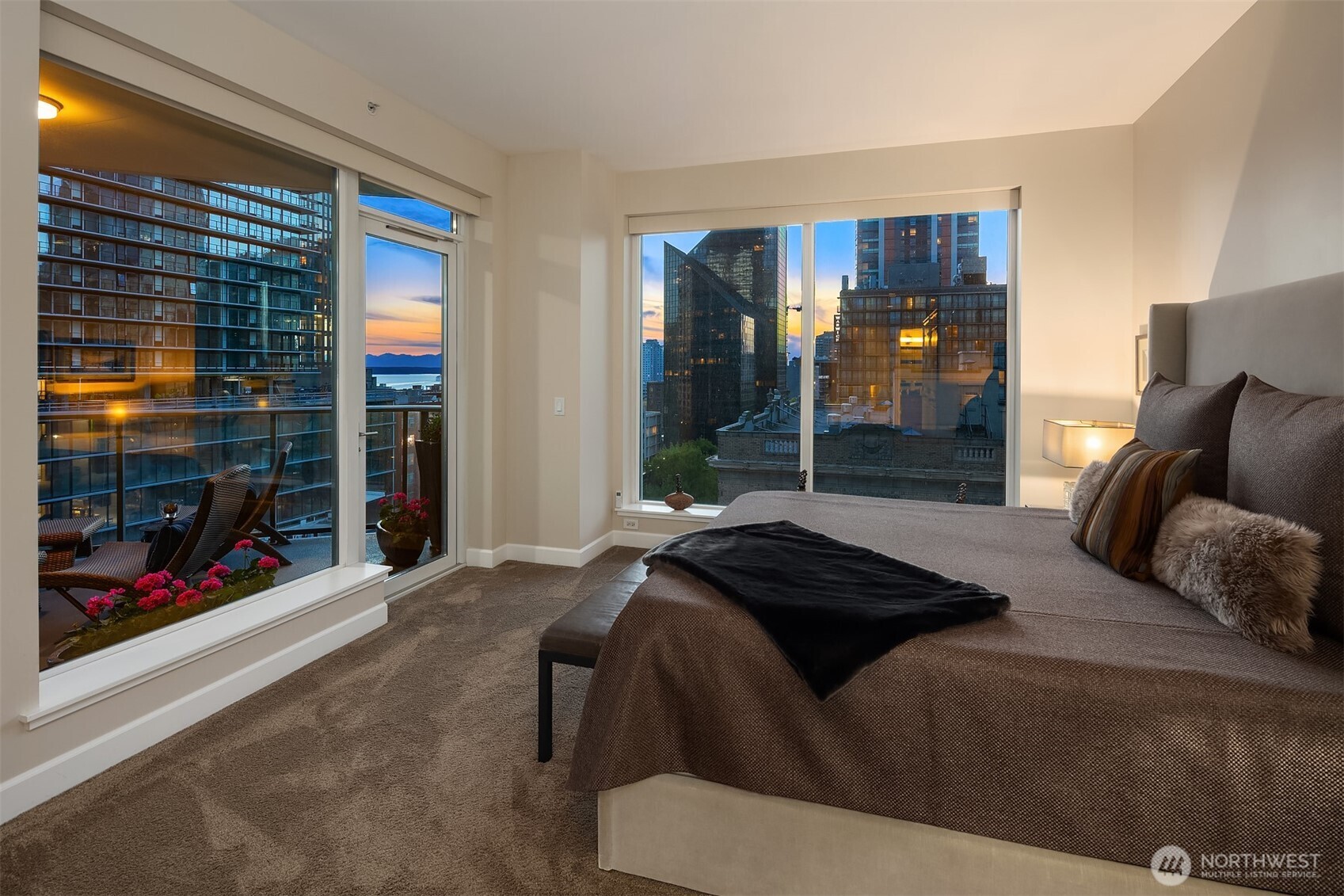 1920 4th Avenue #1002, Seattle, WA 98101