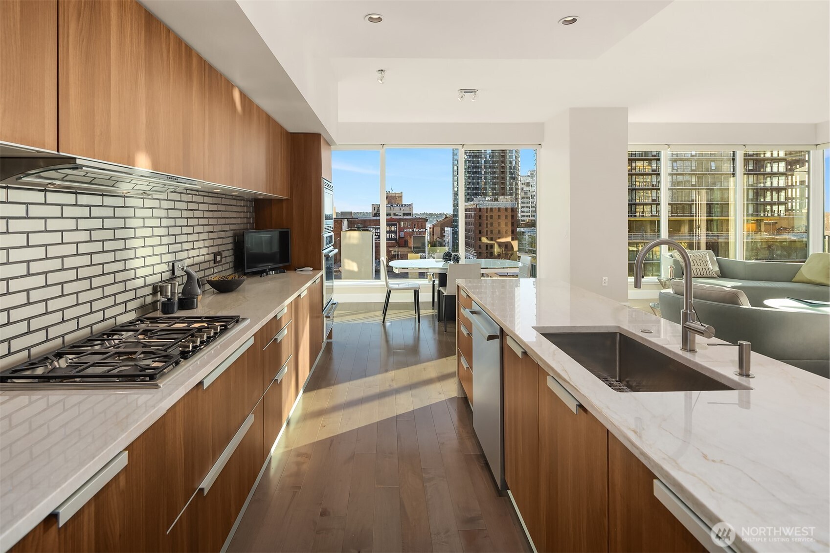 1920 4th Avenue #1002, Seattle, WA 98101
