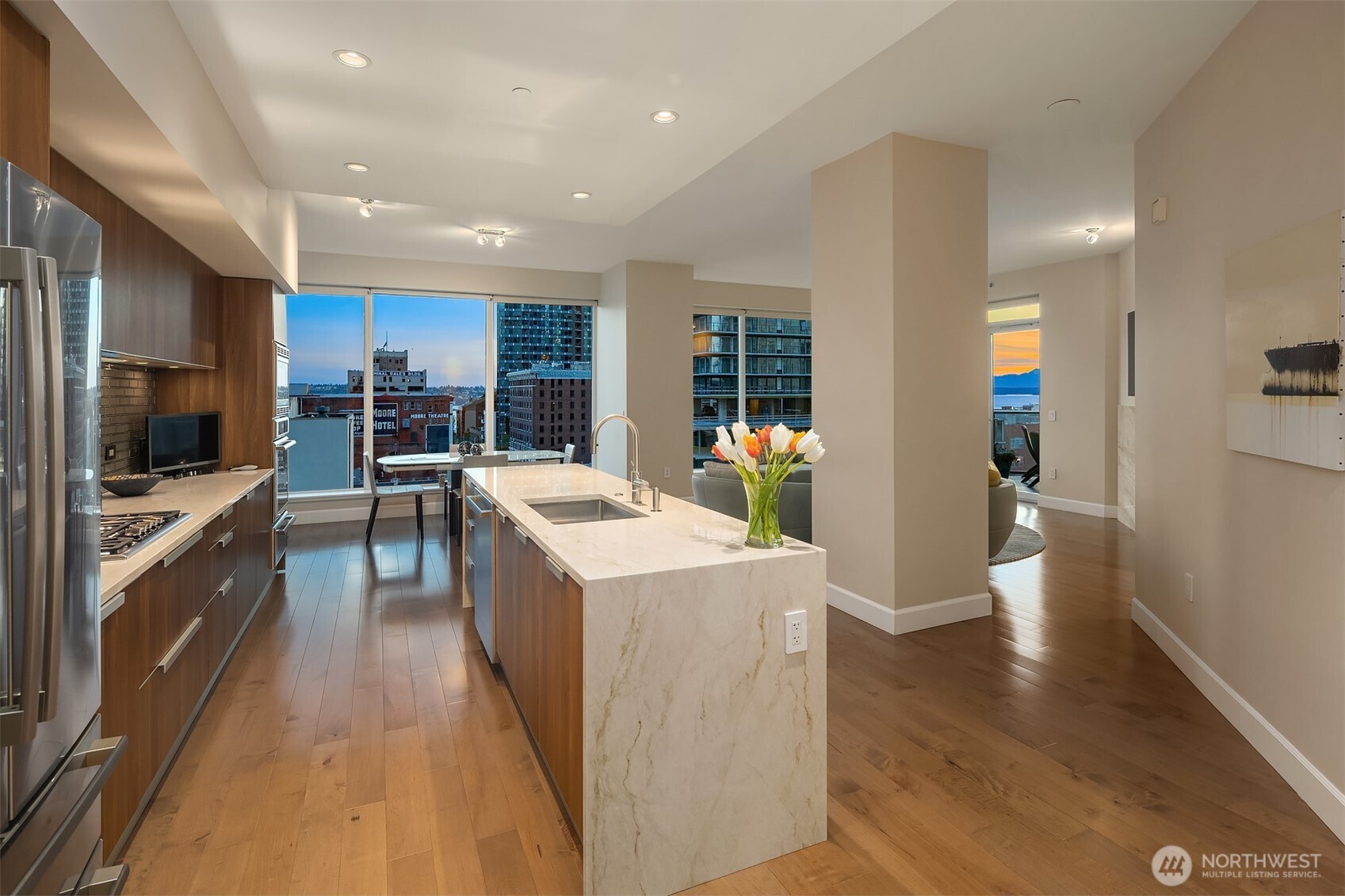1920 4th Avenue #1002, Seattle, WA 98101