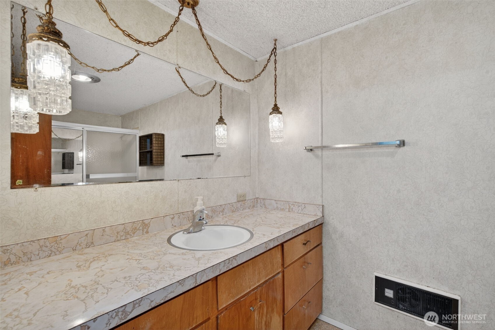 711 Kearns Lane , Centralia, WA 98531