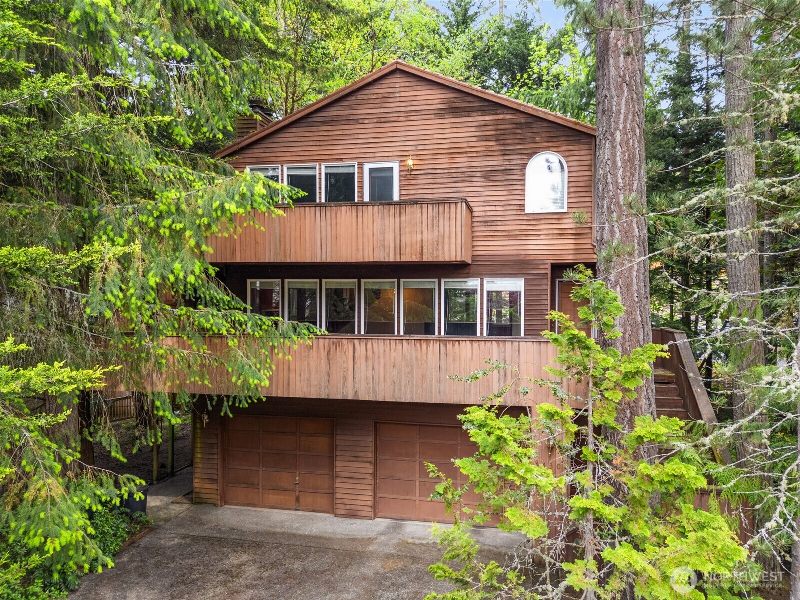 6430 NE Agate Beach Road , Bainbridge Island, WA 98110