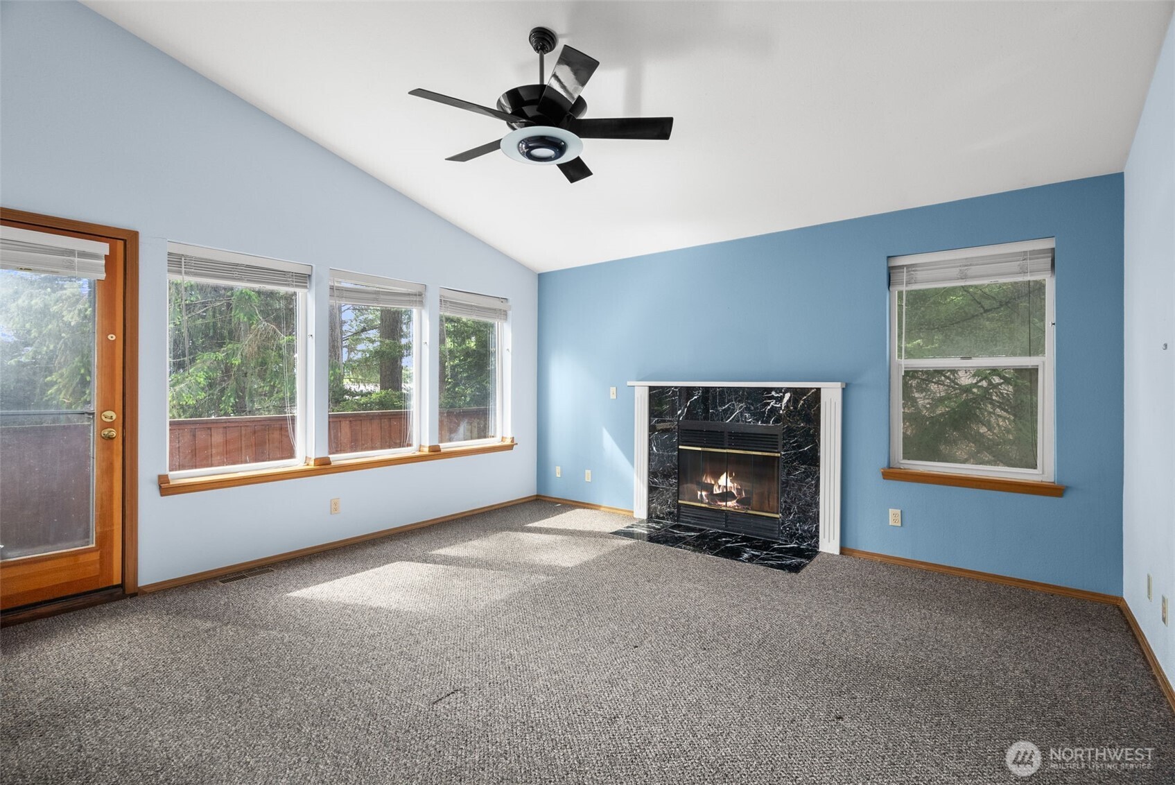 6430 NE Agate Beach Road , Bainbridge Island, WA 98110