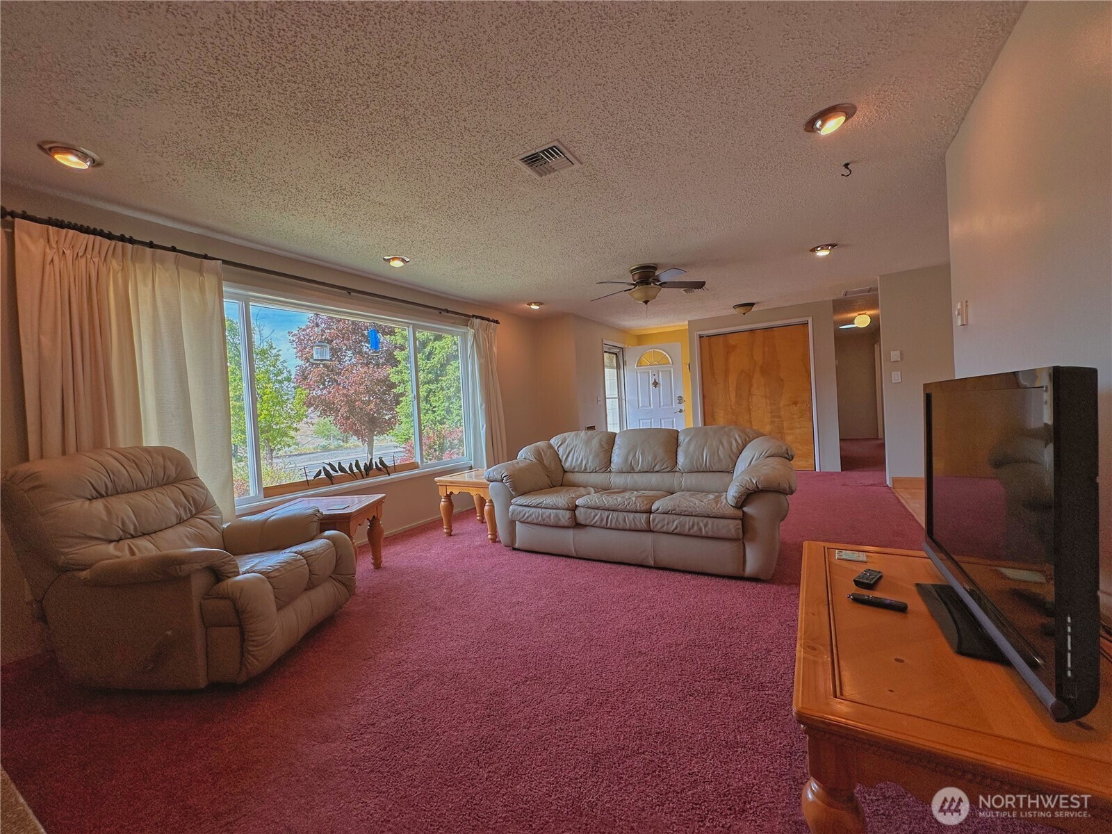 1113 River Drive , Coulee Dam, WA 99116
