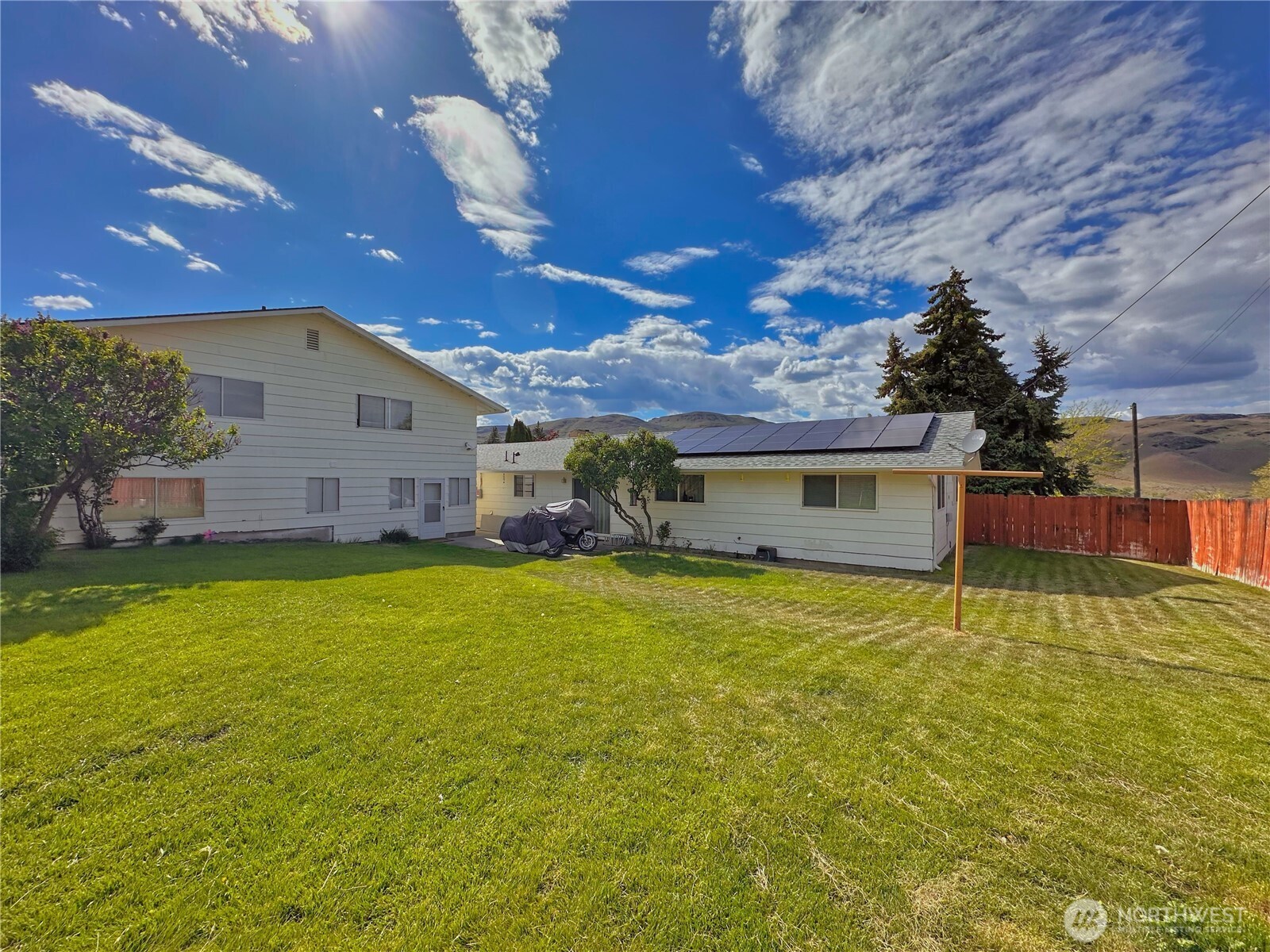 1113 River Drive , Coulee Dam, WA 99116