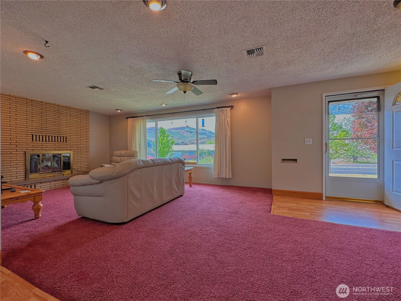 1113 River Drive , Coulee Dam, WA 99116