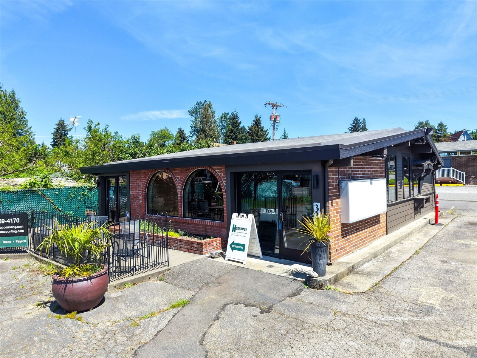 32616 3rd Avenue , Black Diamond, WA 98010-9606