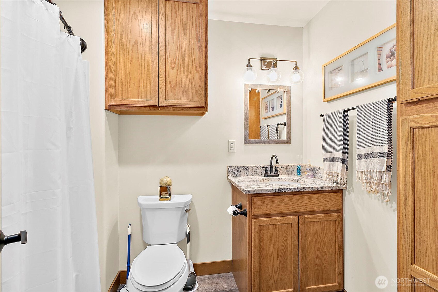 32616 3rd Avenue , Black Diamond, WA 98010-9606
