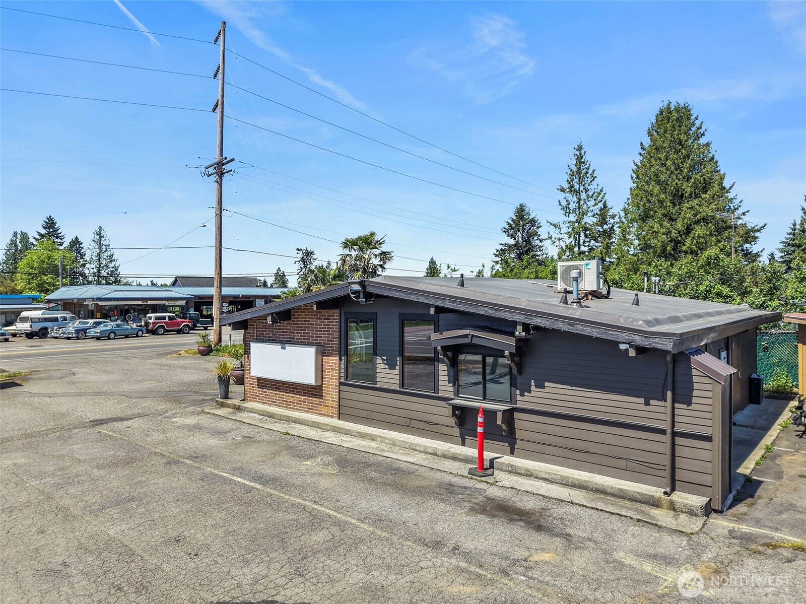 32616 3rd Avenue , Black Diamond, WA 98010-9606