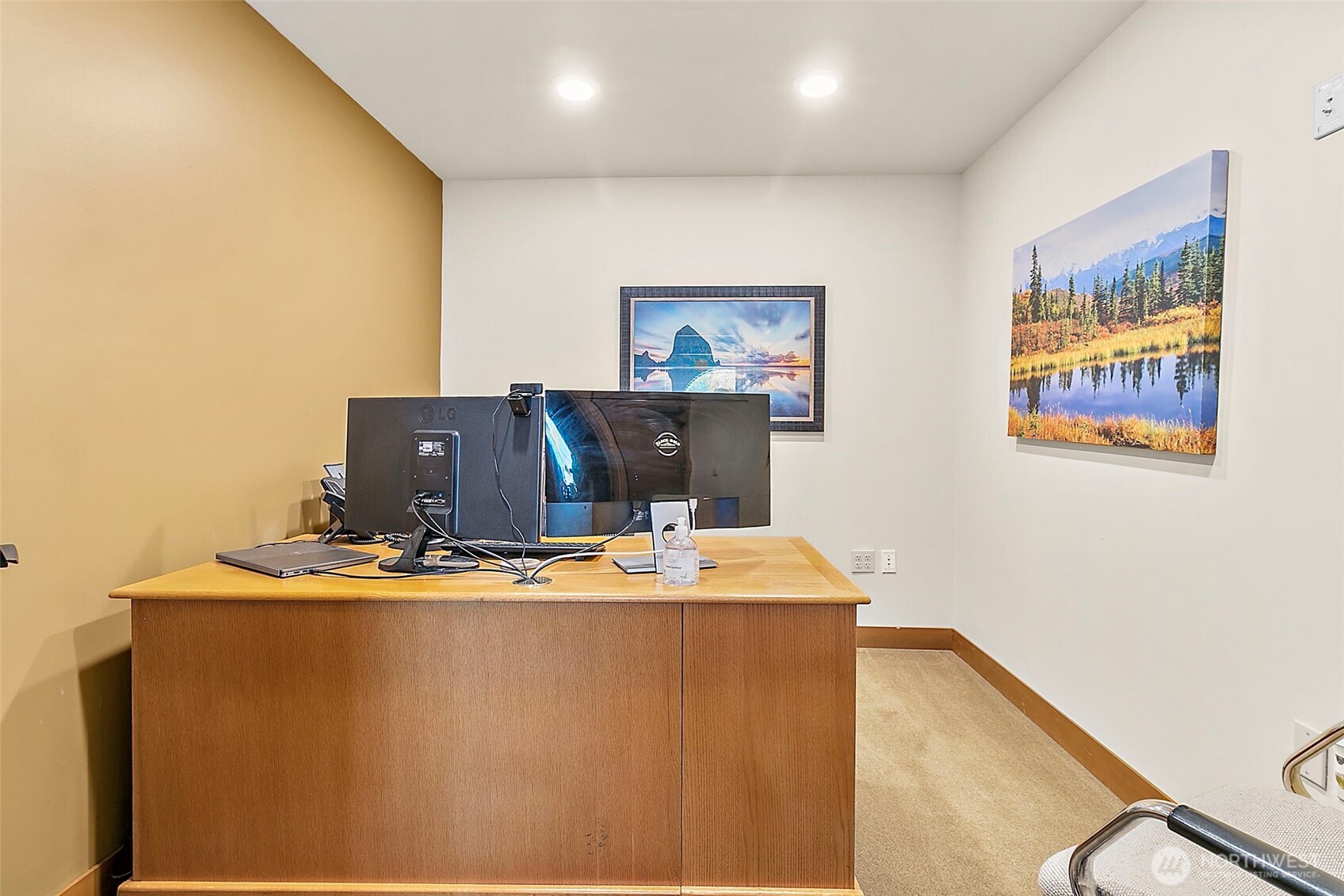 32616 3rd Avenue , Black Diamond, WA 98010-9606