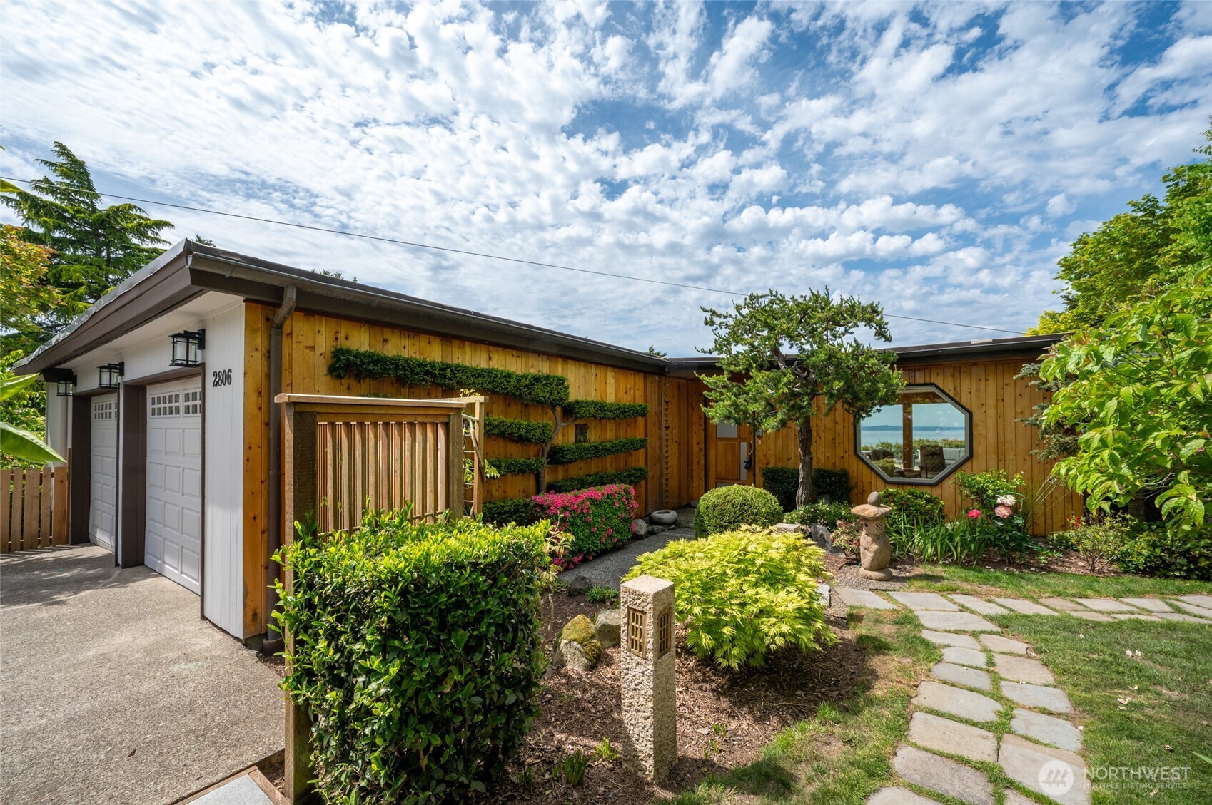 2806 SW 167 Place , Burien, WA 98166-3236