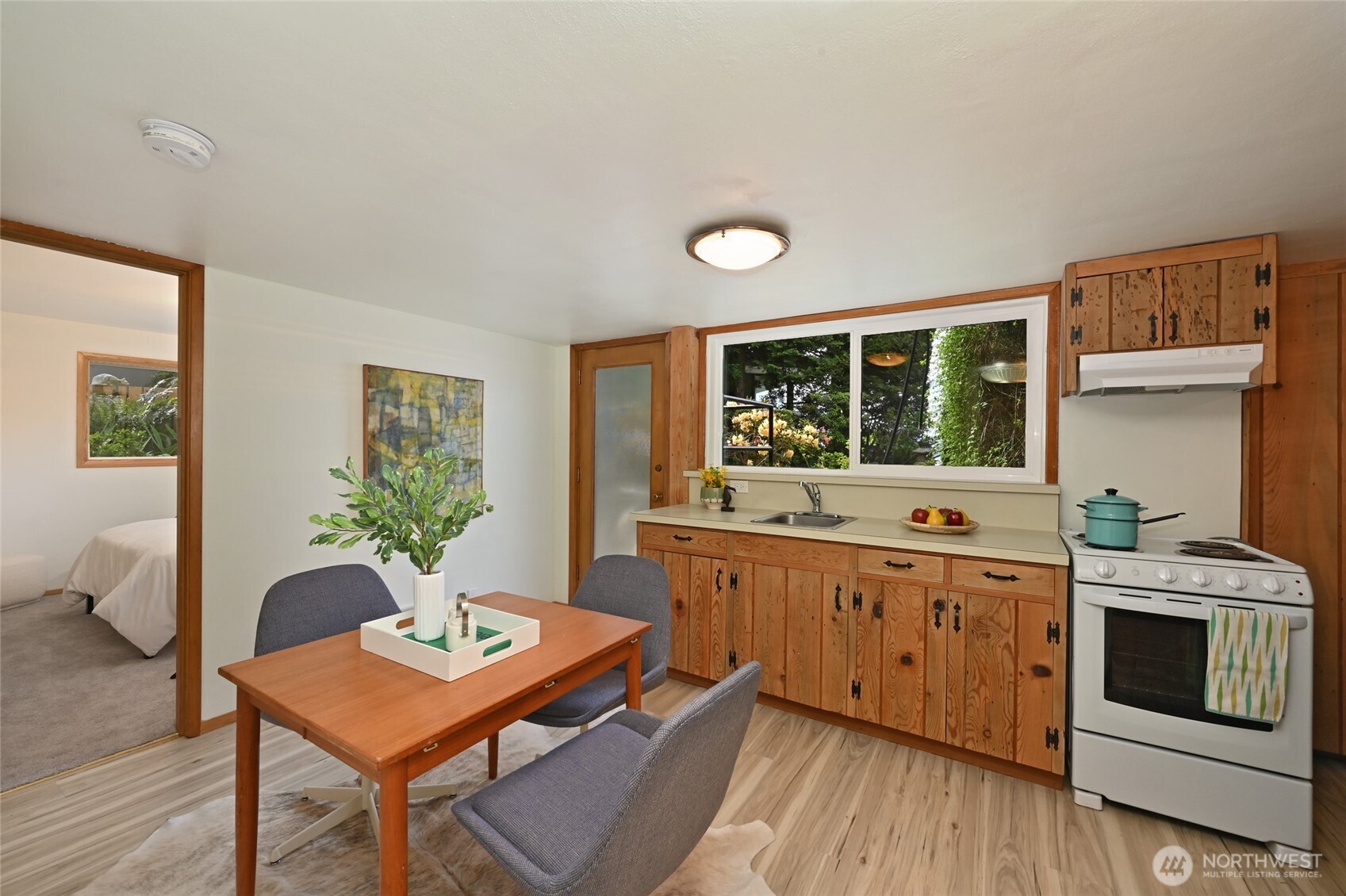 2806 SW 167 Place , Burien, WA 98166-3236