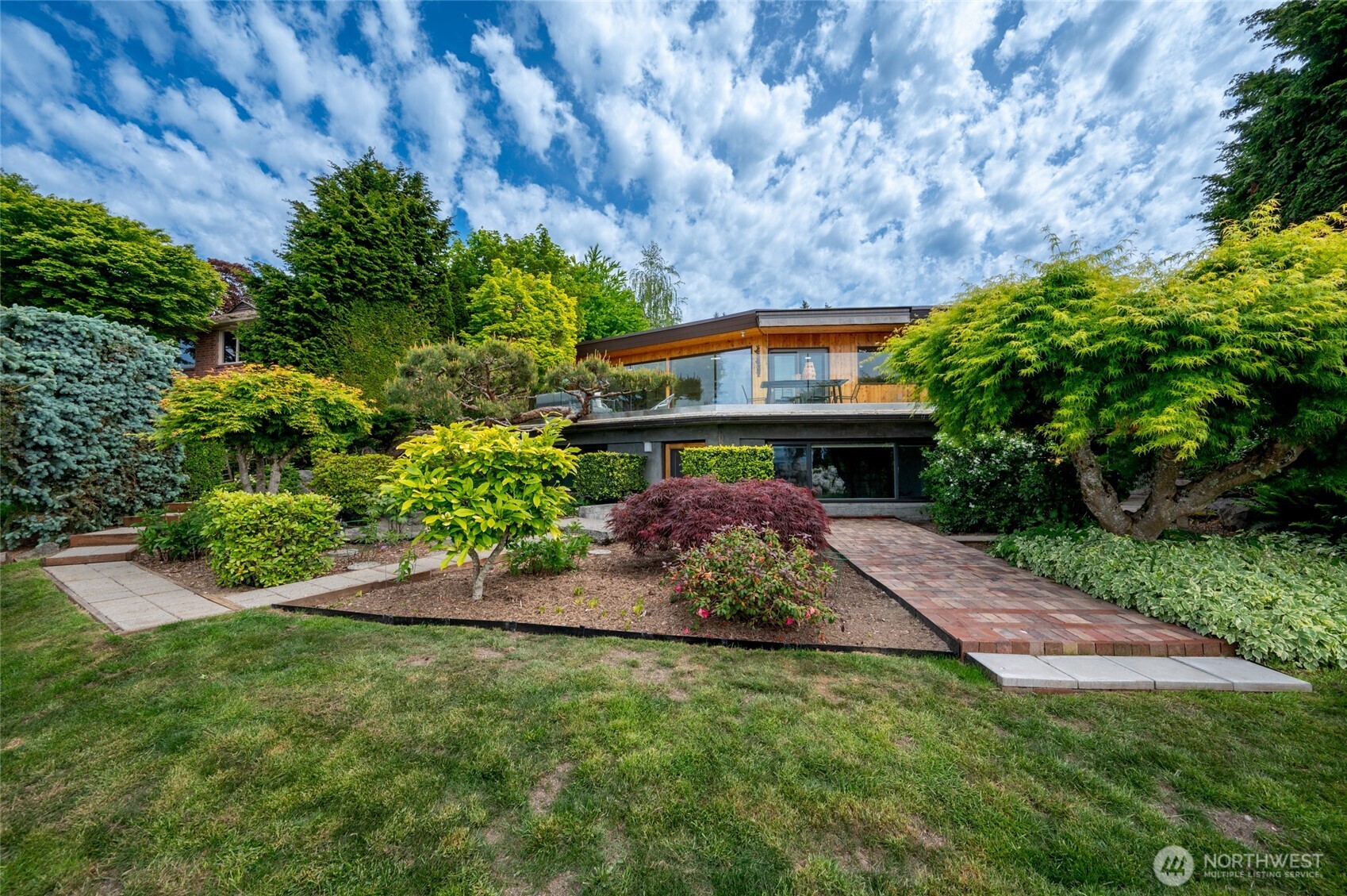 2806 SW 167 Place , Burien, WA 98166-3236