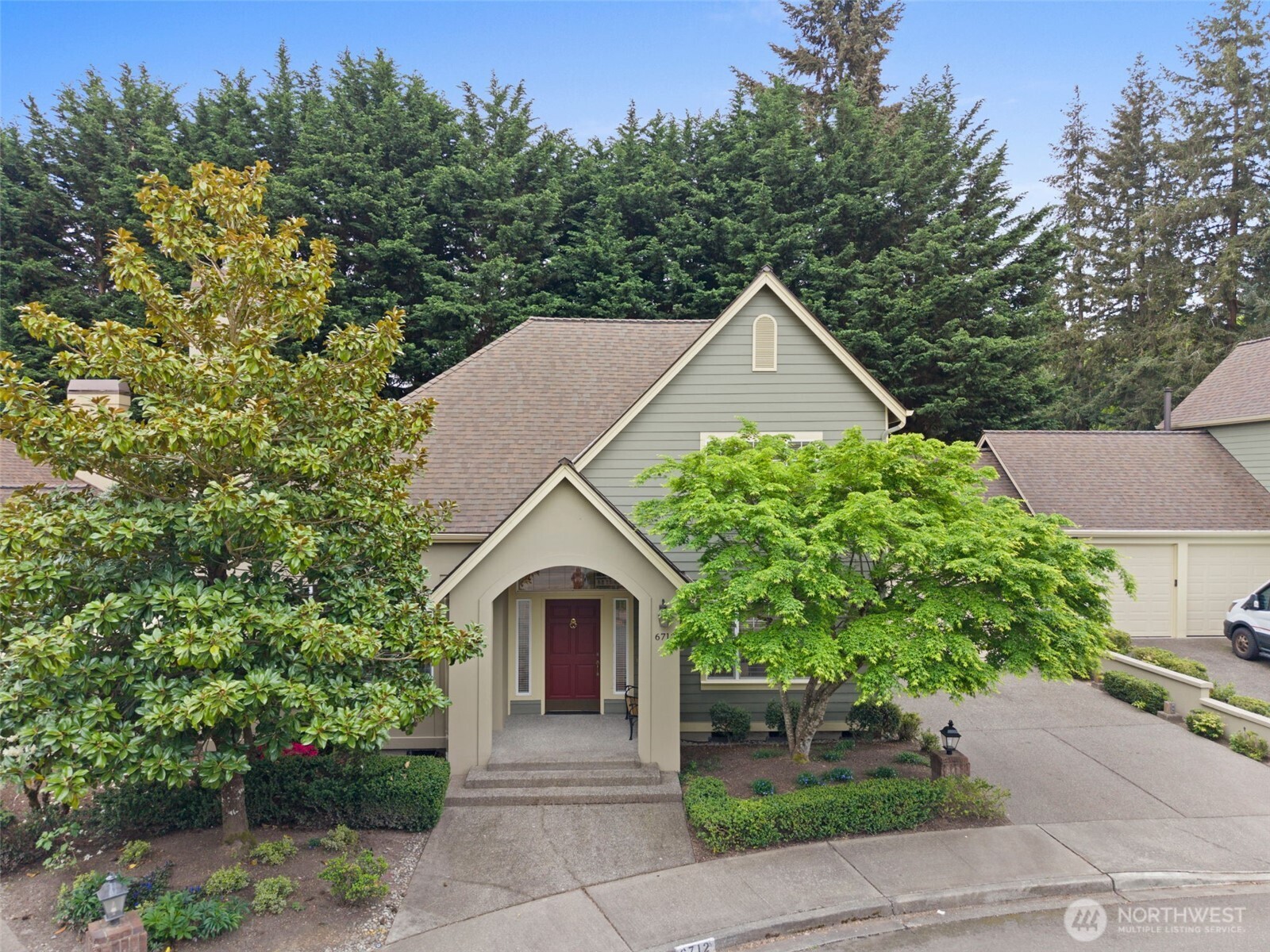 6712 127 Place SE, Bellevue, WA 98006