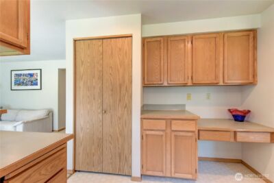 1301 S 236th Place , Des Moines, WA 98198 - Photo 9