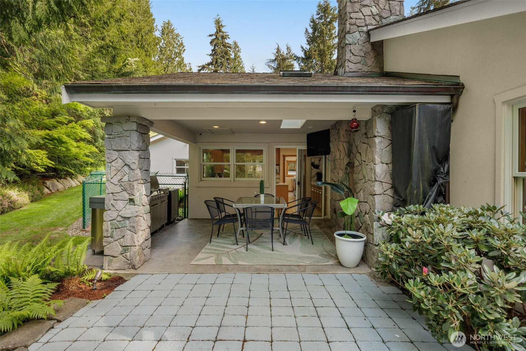 3718 S 334th Street , Federal Way, WA 98001