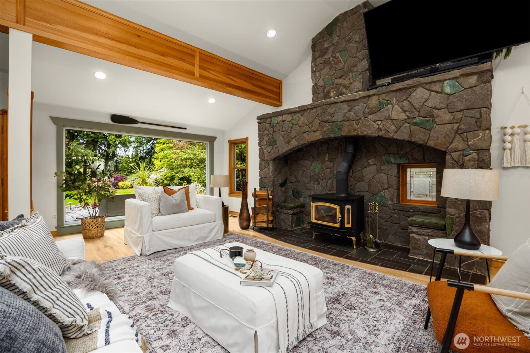 3718 S 334th Street , Federal Way, WA 98001