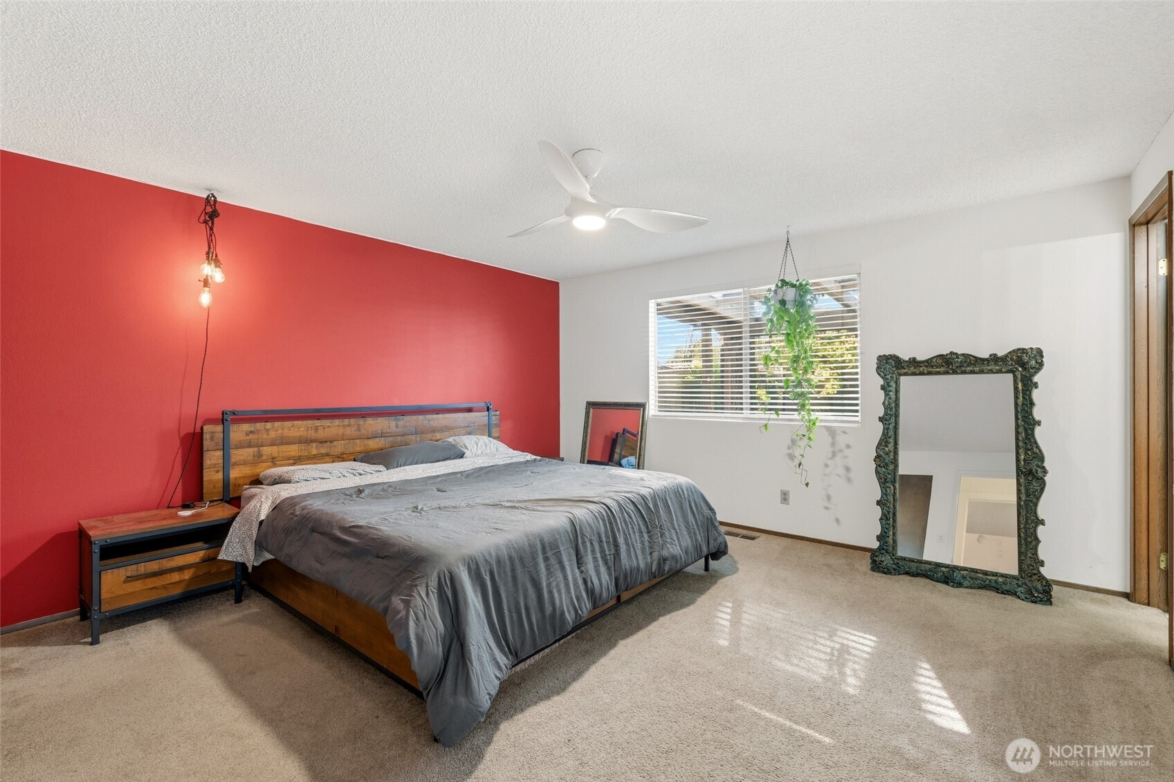 18320 Corliss Avenue N, Shoreline, WA 98133
