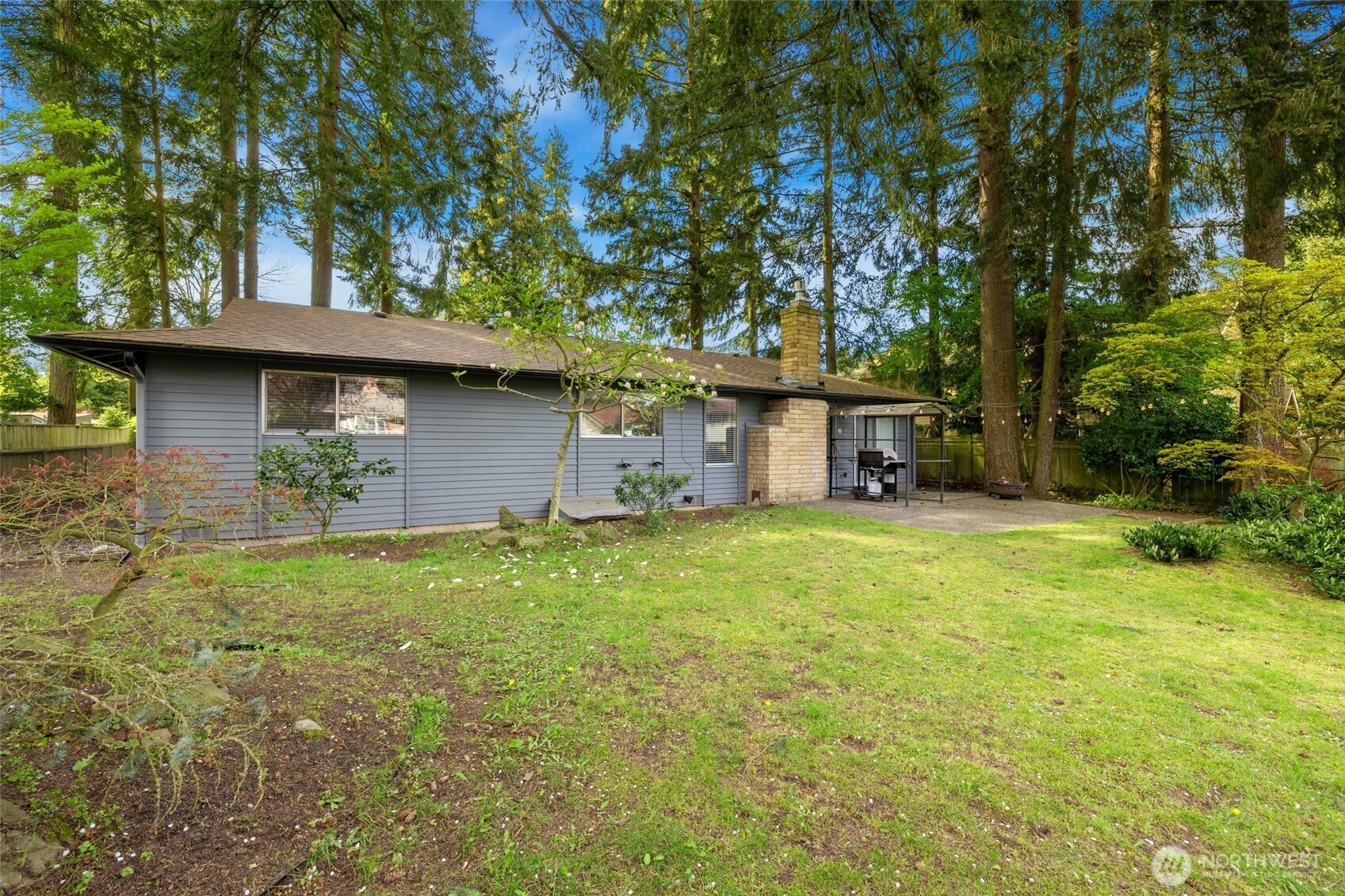 18320 Corliss Avenue N, Shoreline, WA 98133