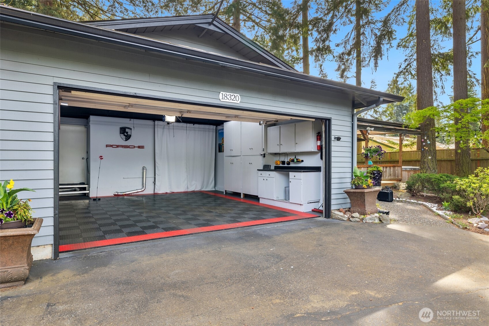 18320 Corliss Avenue N, Shoreline, WA 98133