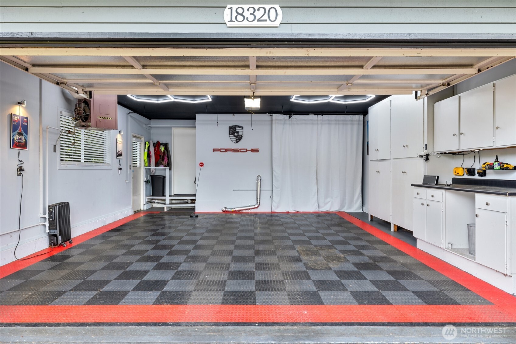 18320 Corliss Avenue N, Shoreline, WA 98133
