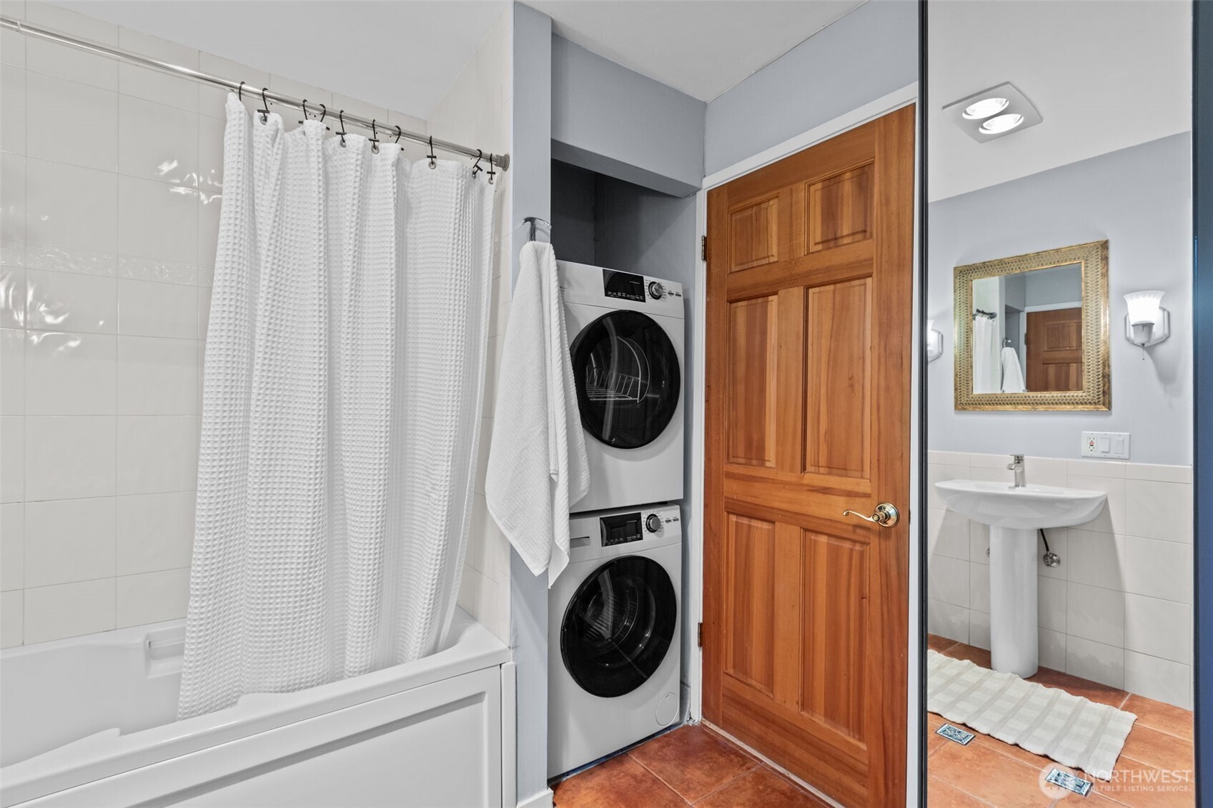 2025 Fairview Avenue E #E, Seattle, WA 98102