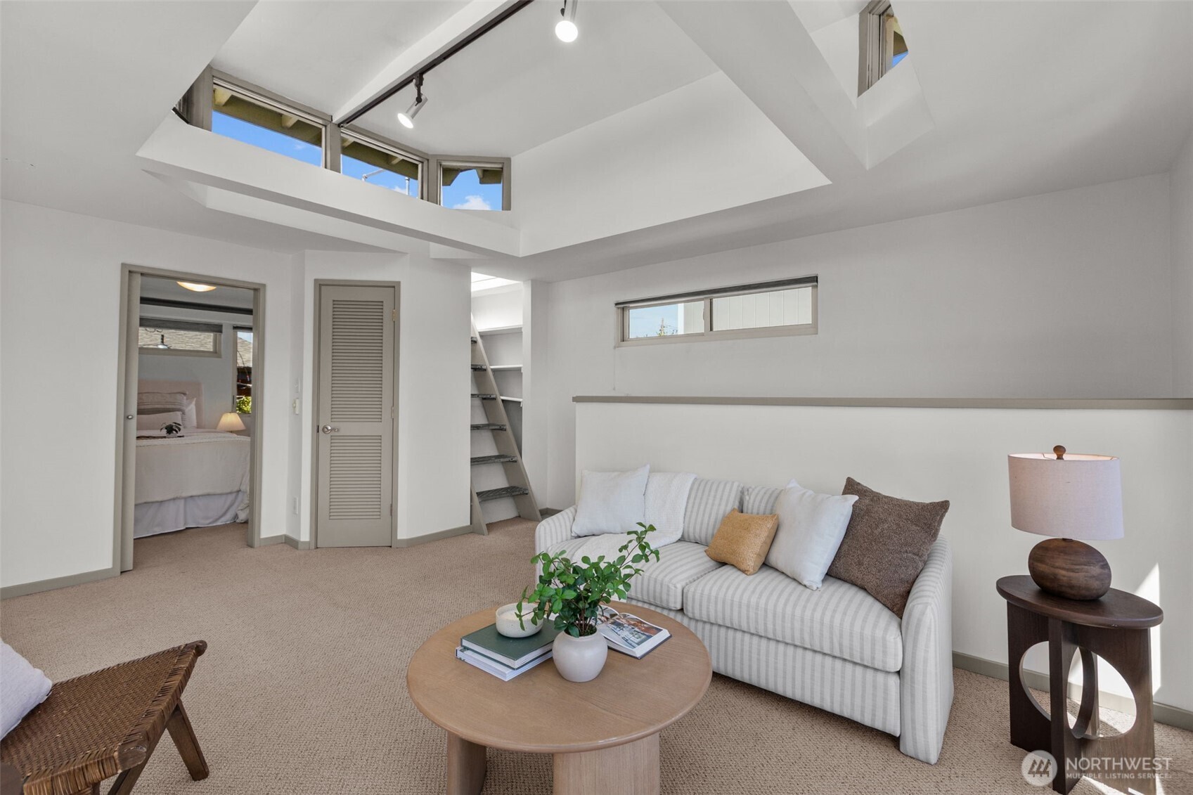 2025 Fairview Avenue E #E, Seattle, WA 98102