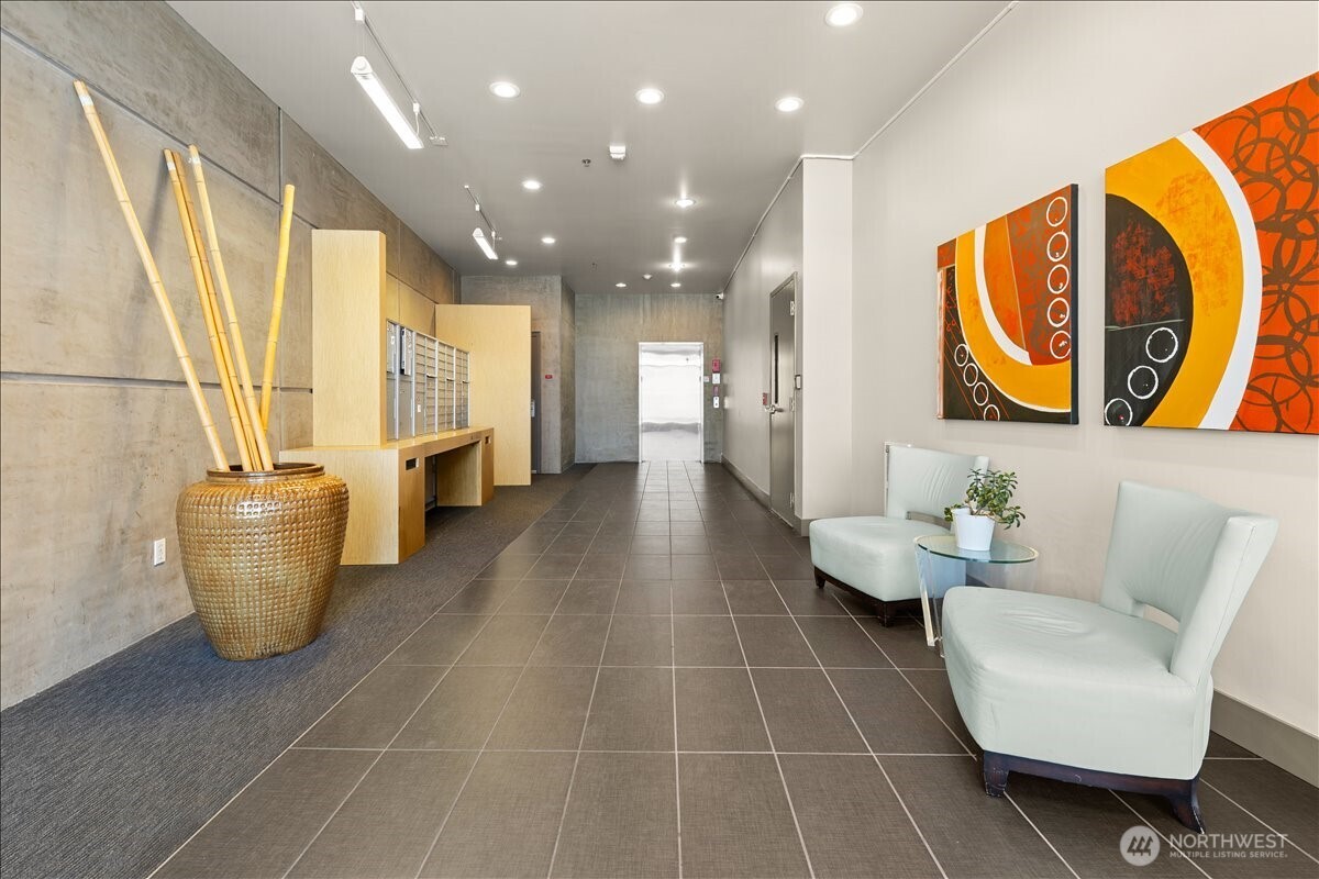 2960 Eastlake Avenue E #111, Seattle, WA 98102