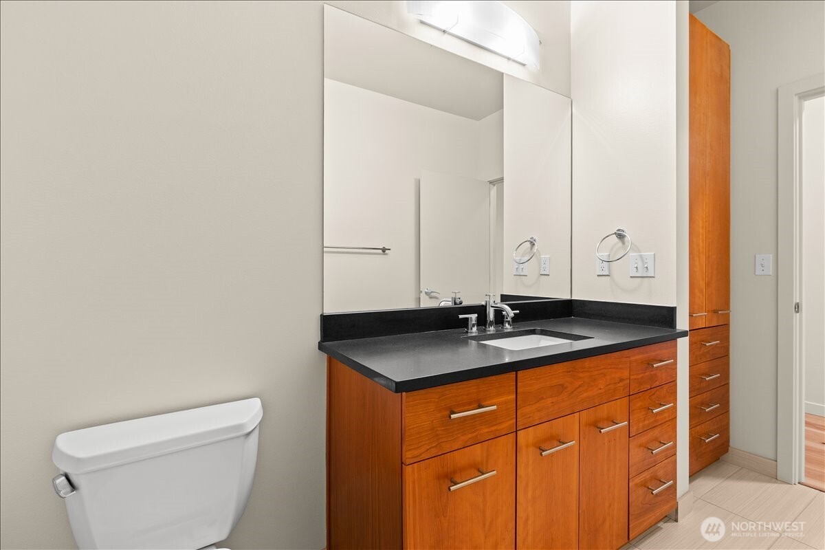 2960 Eastlake Avenue E #111, Seattle, WA 98102