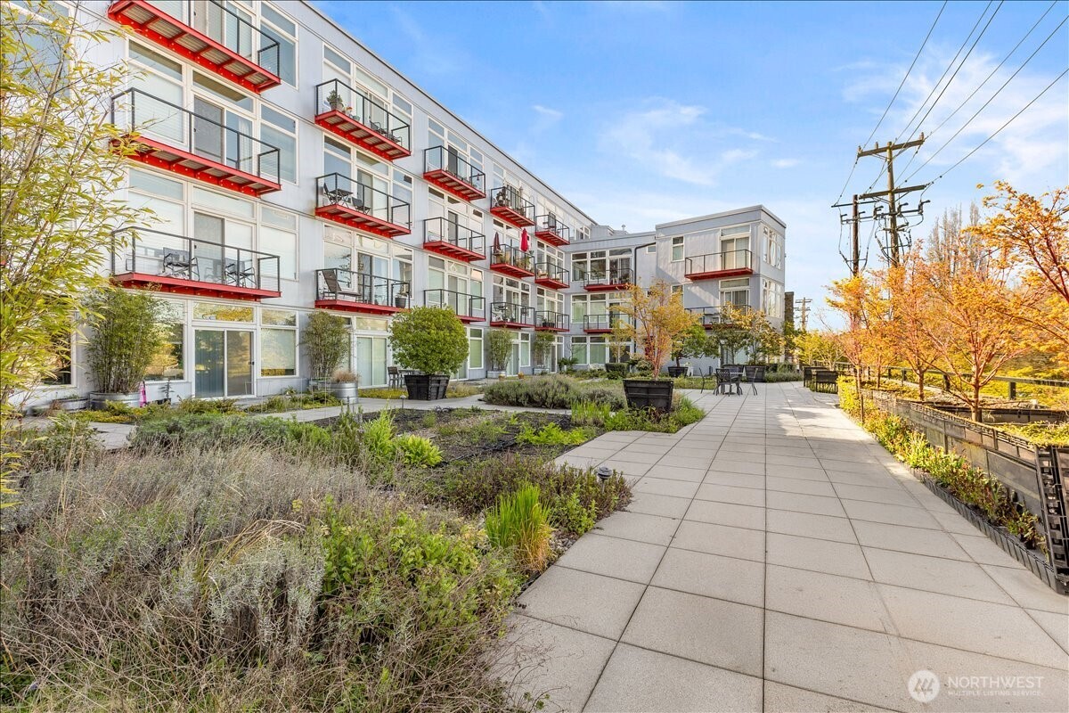 2960 Eastlake Avenue E #111, Seattle, WA 98102