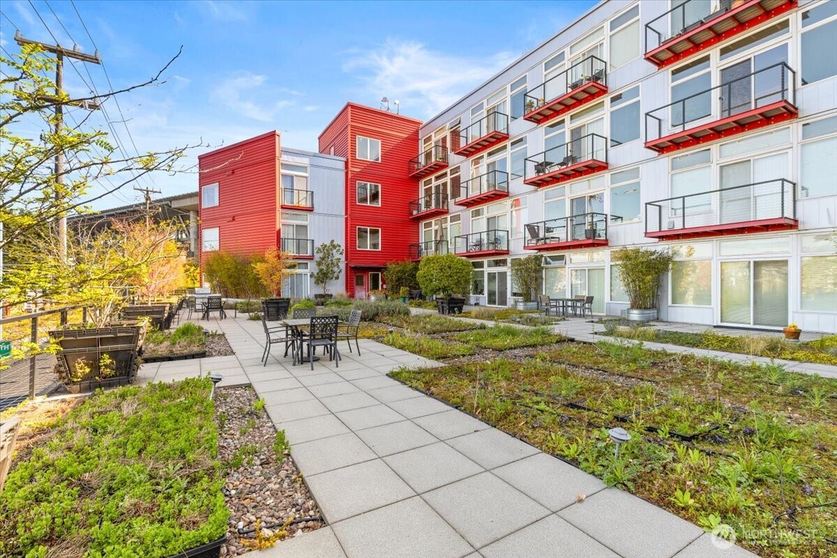 2960 Eastlake Avenue E #111, Seattle, WA 98102