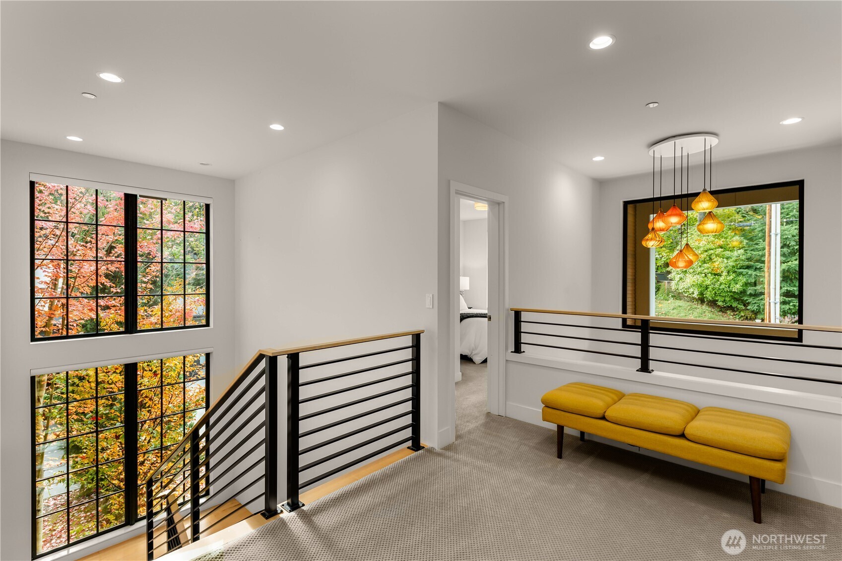 7002 93rd Avenue SE, Mercer Island, WA 98040