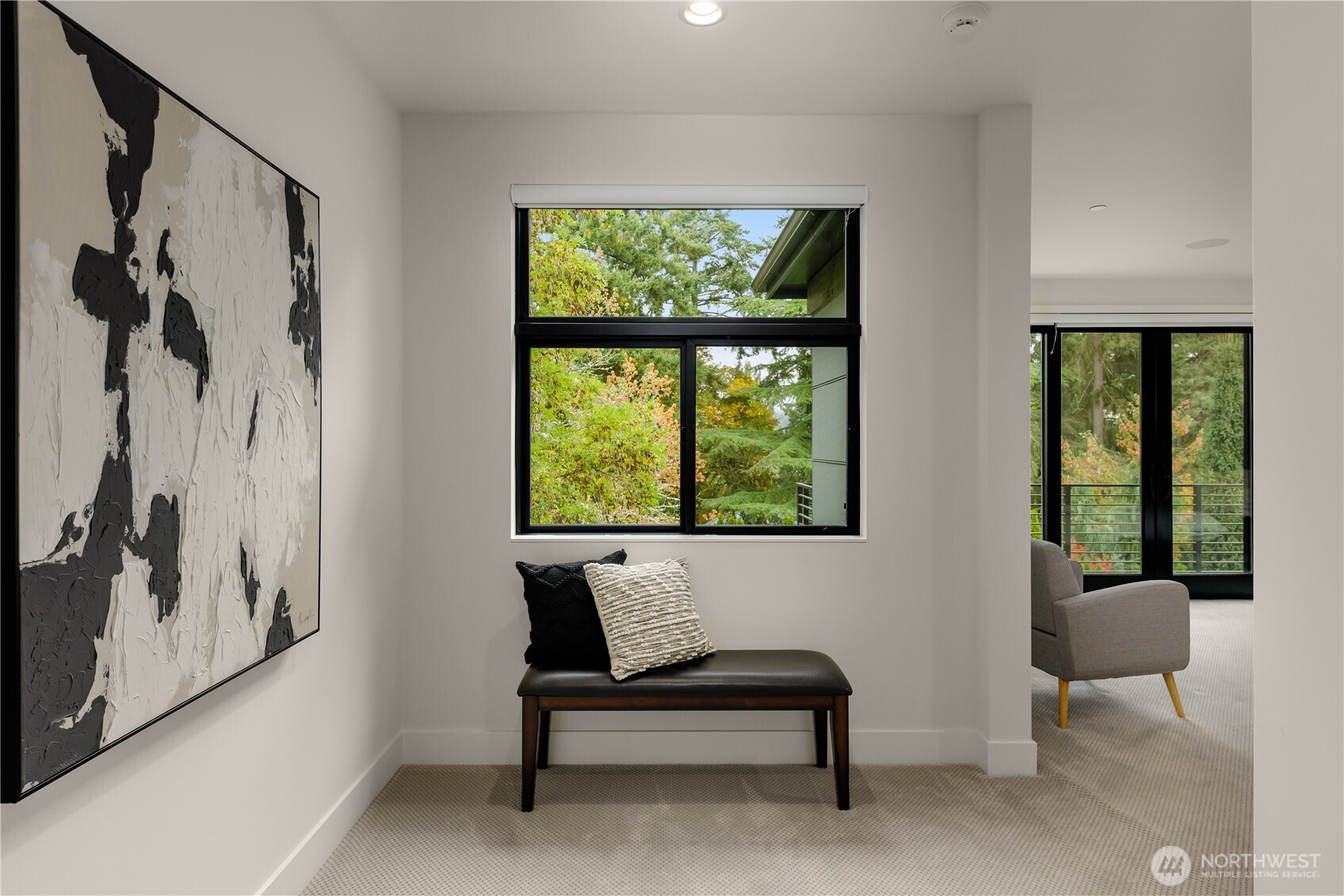 7002 93rd Avenue SE, Mercer Island, WA 98040