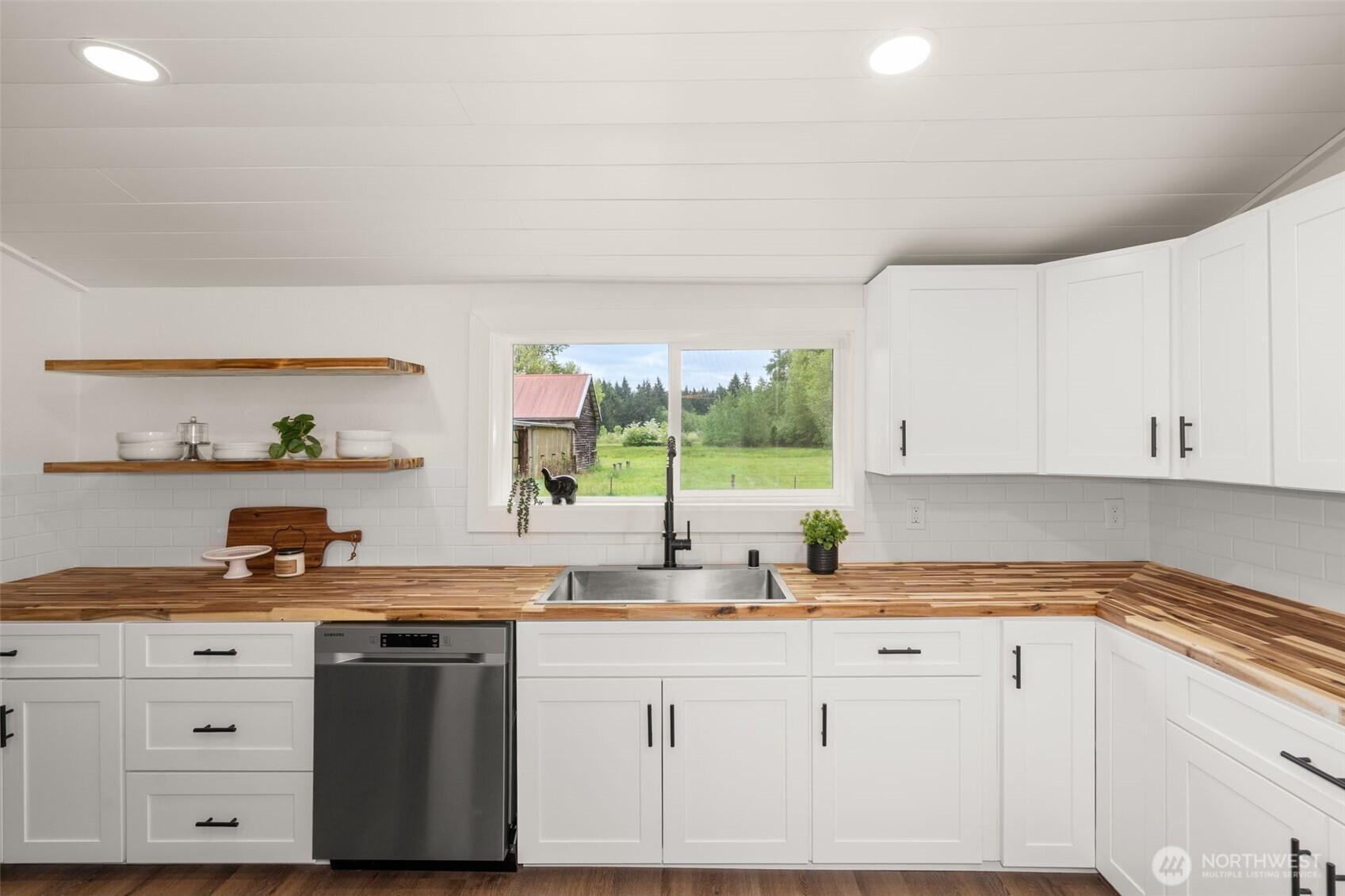 2222 Cooks Hill Road , Centralia, WA 98531
