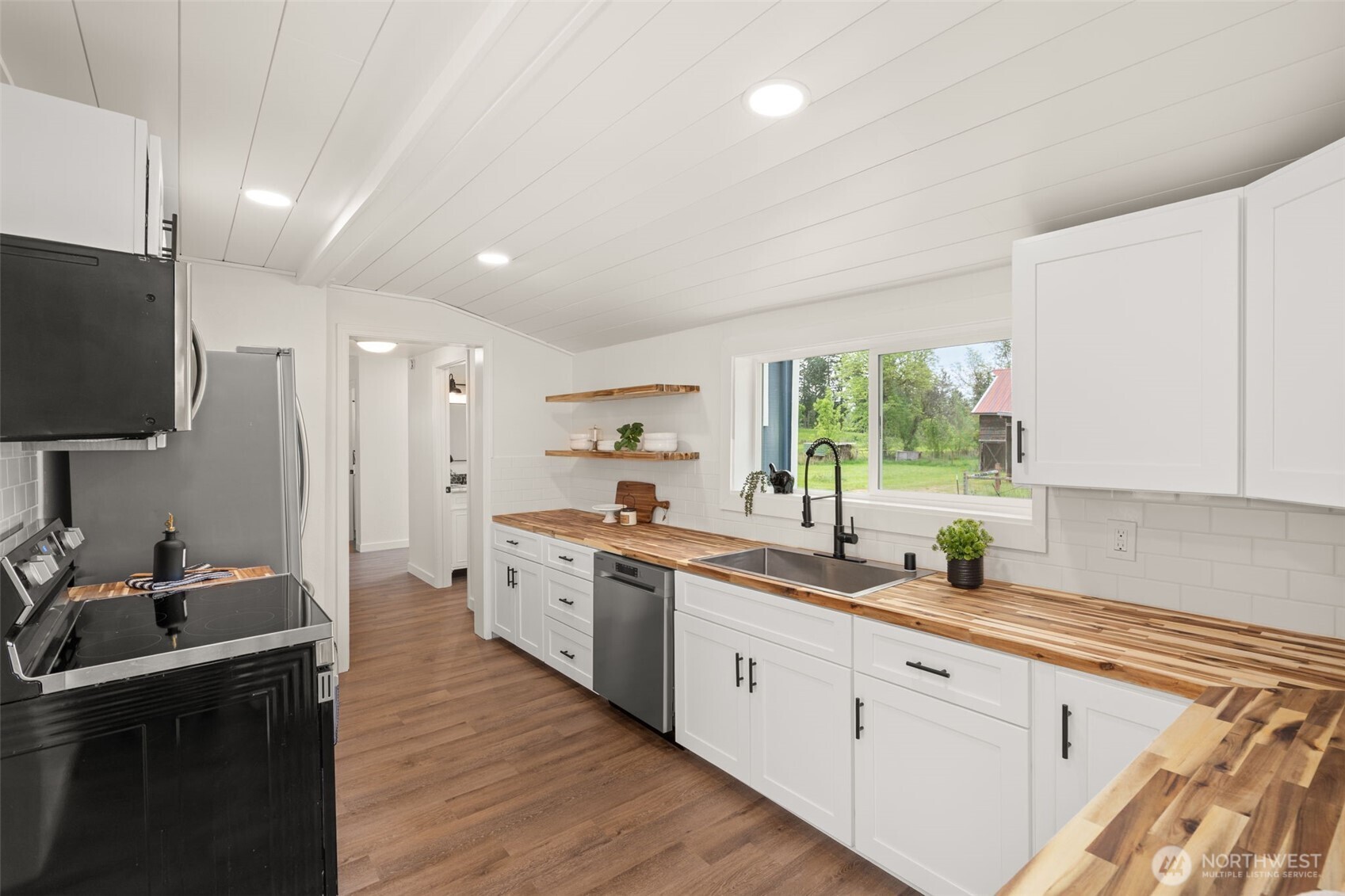 2222 Cooks Hill Road , Centralia, WA 98531