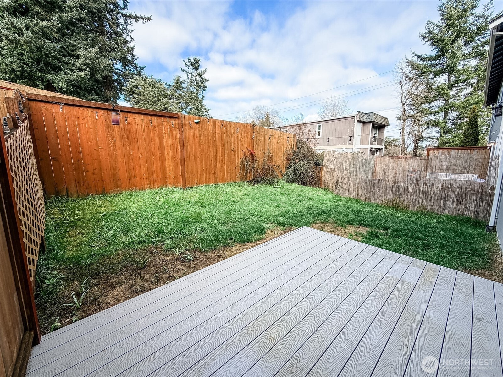 943 College Lane NE, Lacey, WA 98516