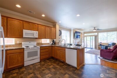8304 Vashon Drive NE, Lacey, WA 98516 - Photo 19