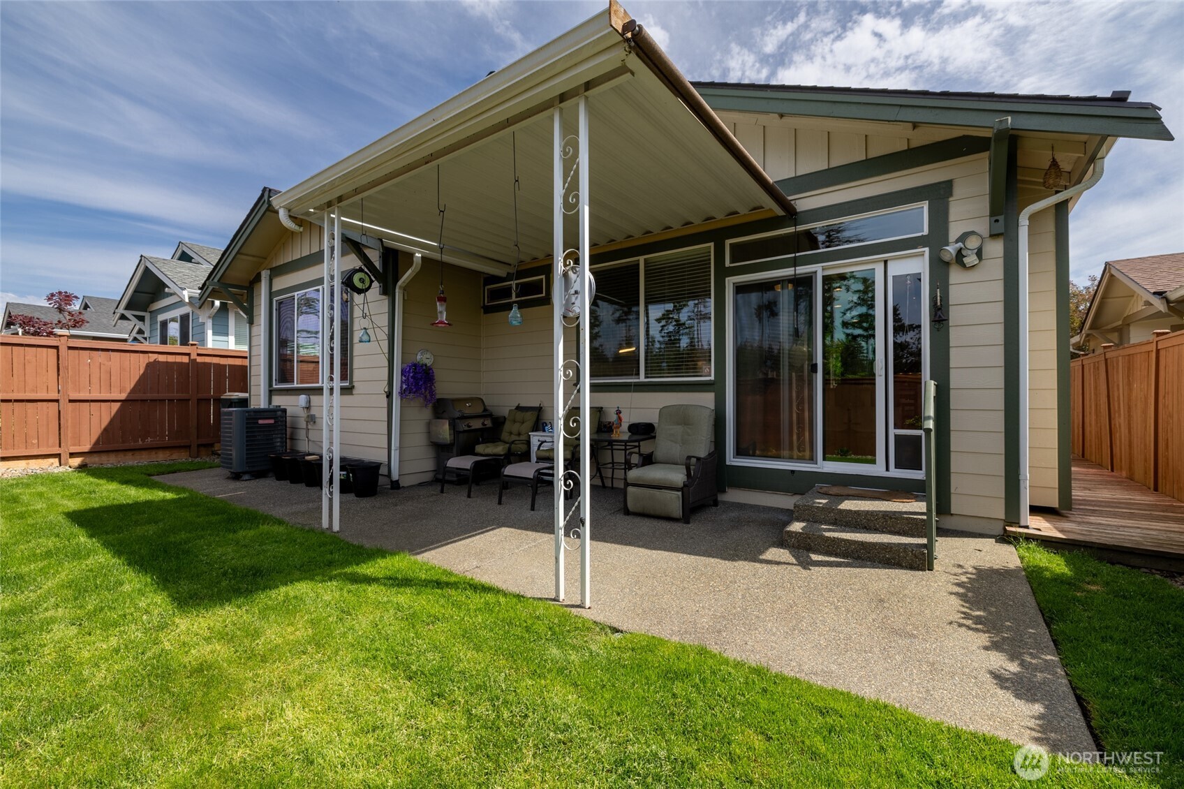 8304 Vashon Drive NE, Lacey, WA 98516