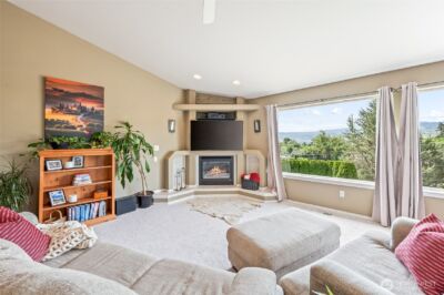 316 Easy Street , Wenatchee, WA 98801 - Photo 7