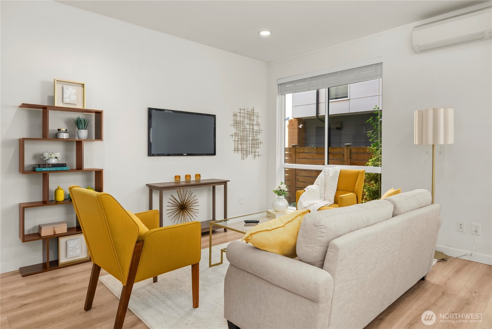 531 S Cloverdale Street #A, Seattle, WA 98108