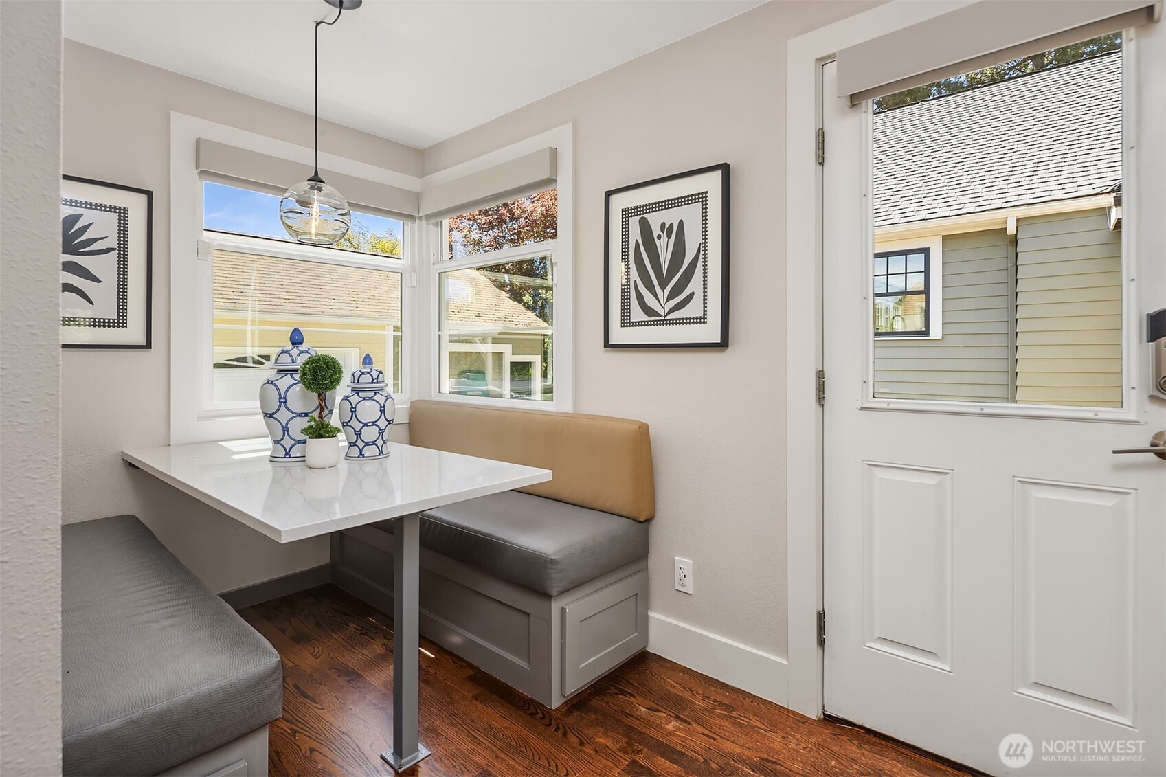 549 N 77th Street , Seattle, WA 98103